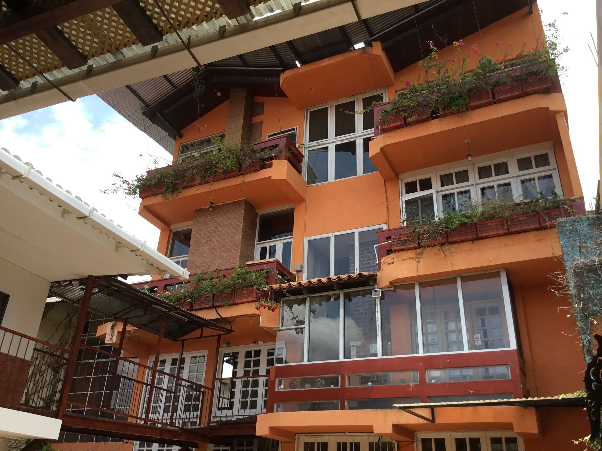 Euro Hostal Guatemala City Exterior foto