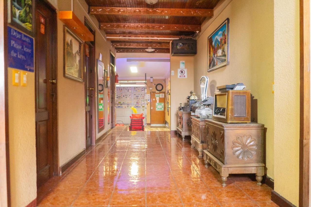 Euro Hostal Guatemala City Exterior foto