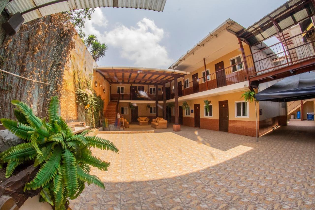Euro Hostal Guatemala City Exterior foto