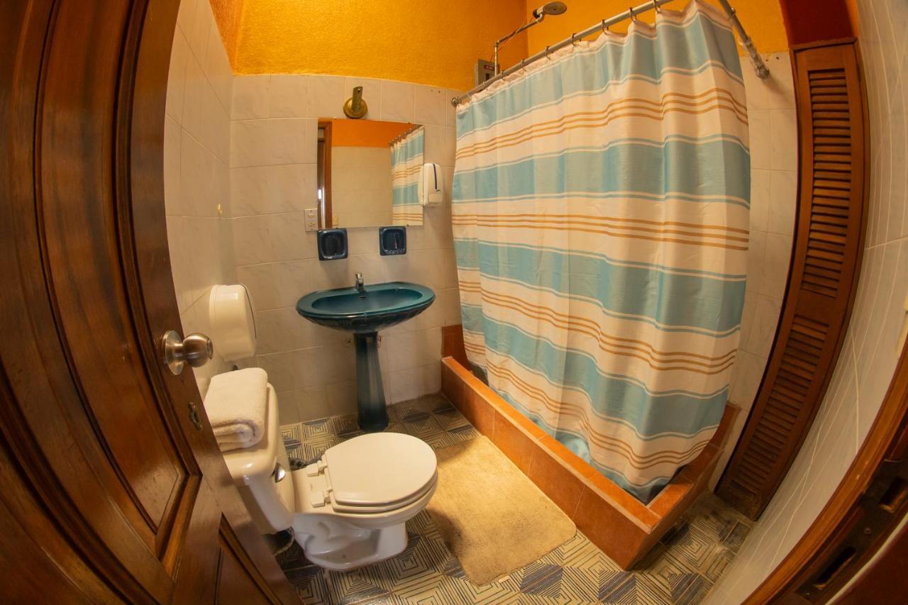 Euro Hostal Guatemala City Exterior foto