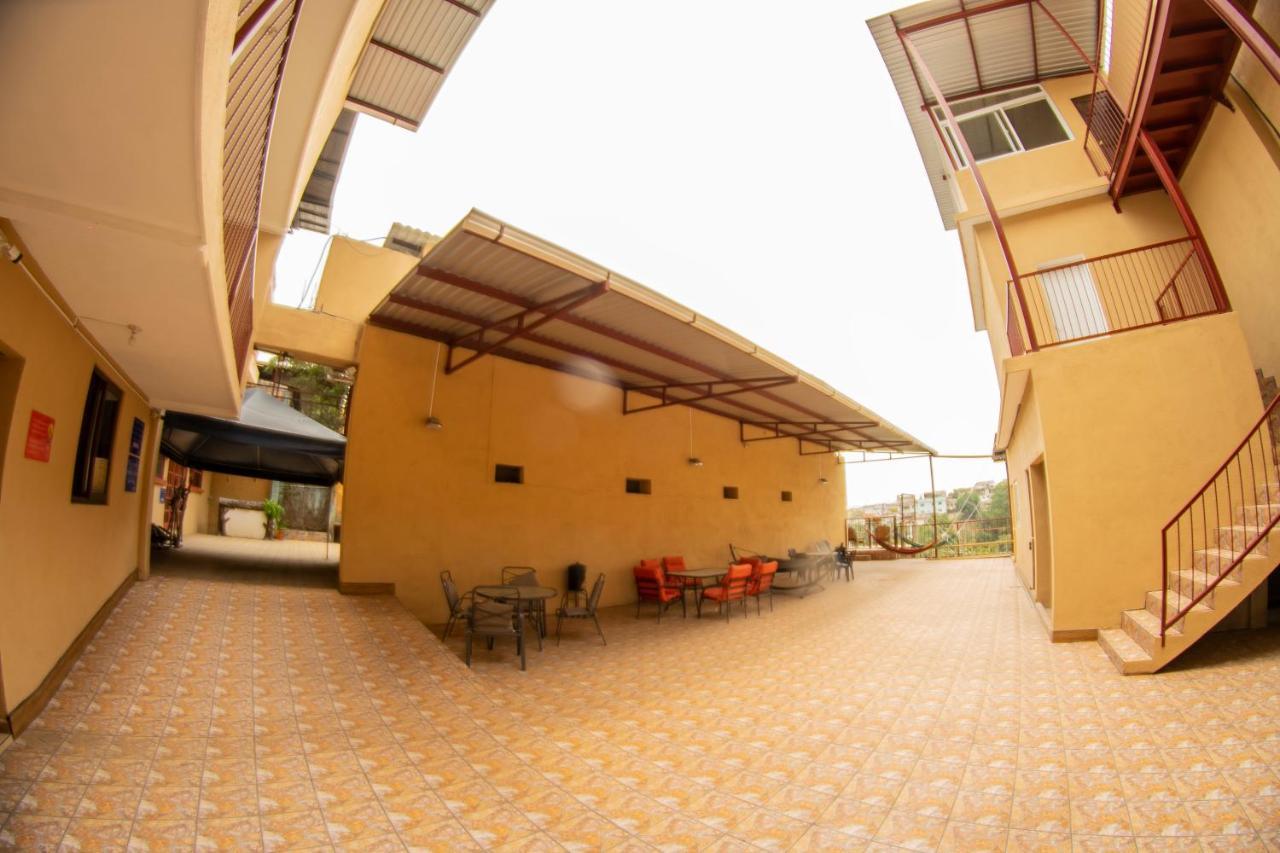 Euro Hostal Guatemala City Exterior foto